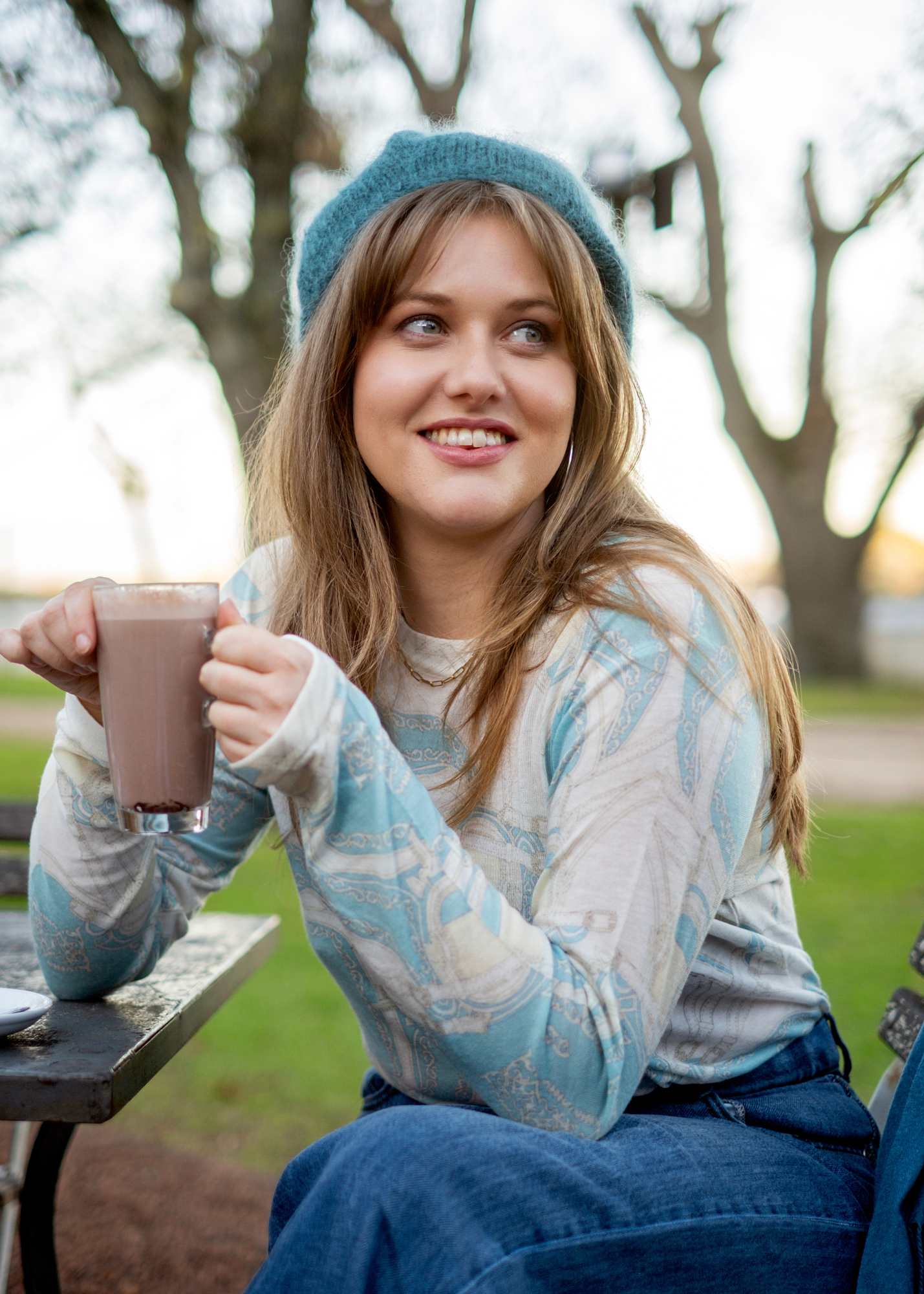 100% Wool Round Neck Long Sleeve Sweater in Blue Saddle