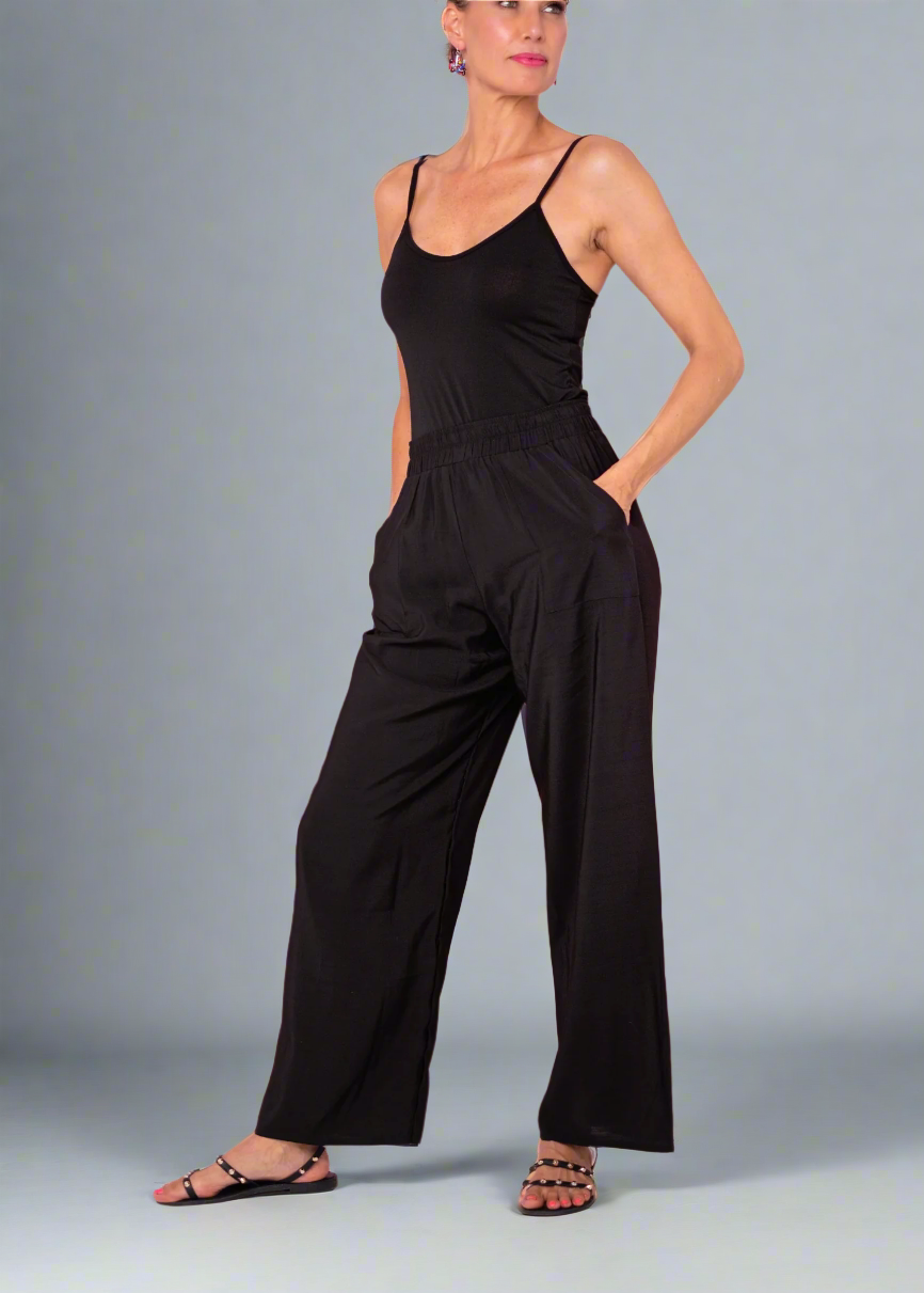 Keaton pants in Black