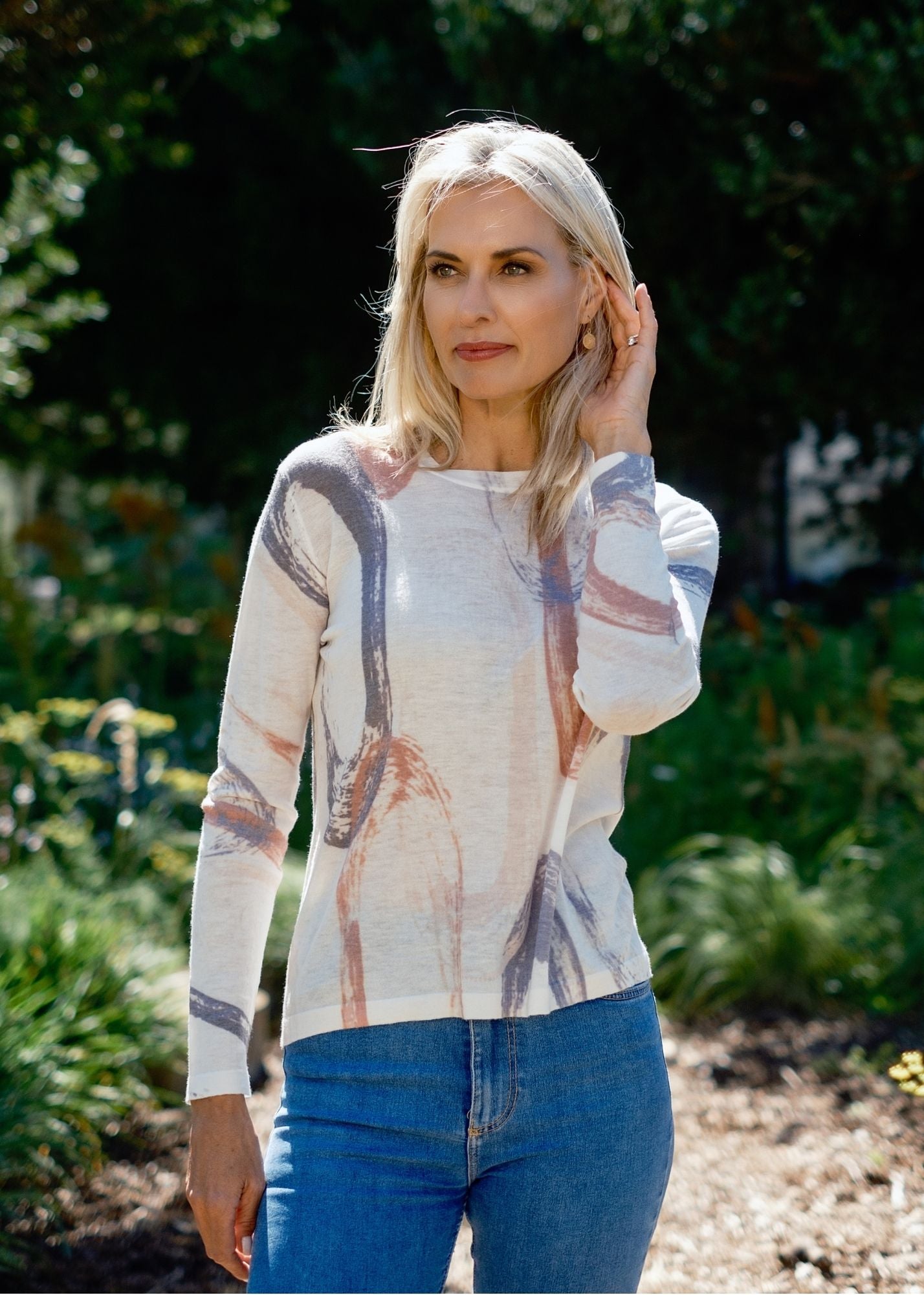 100% Wool Round Neck Long Sleeve Sweater in Rusty Brown Stripes
