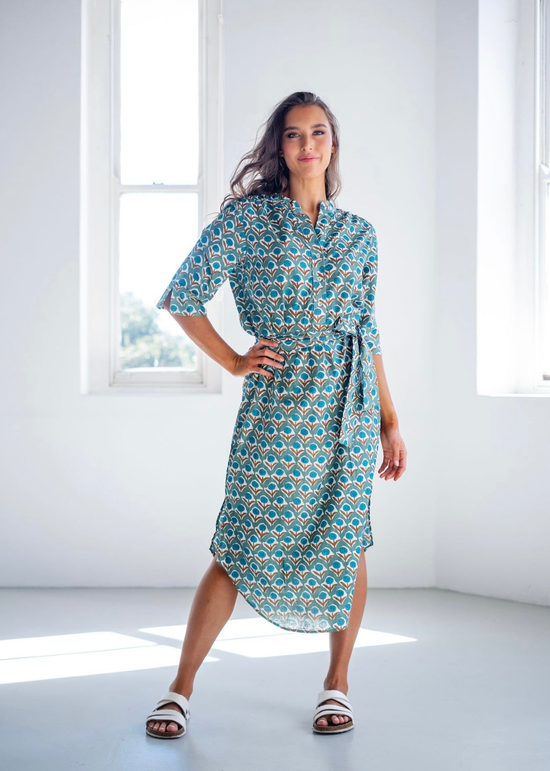 Fergie Cuffed Sleeve Dress in Jade poppy