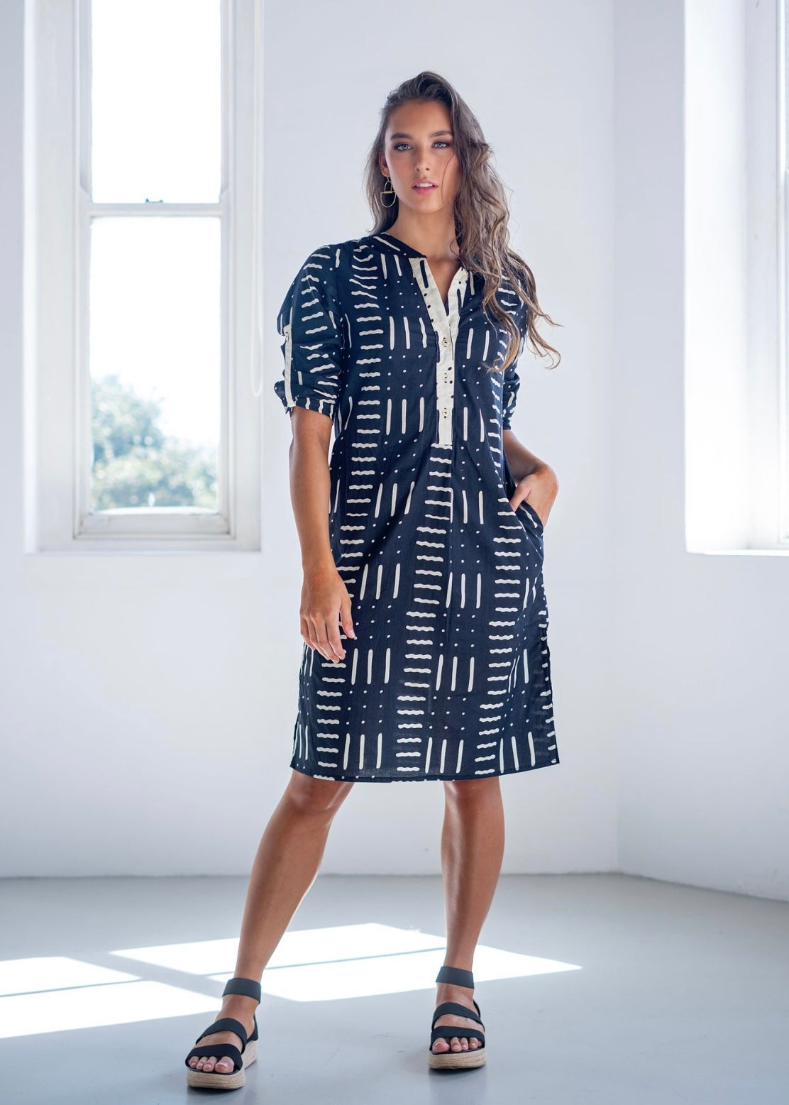 Mandarin Collar Dress in Black & cream ethnic