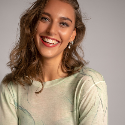 100% Wool Round Neck Long Sleeve Sweater in Green Marble