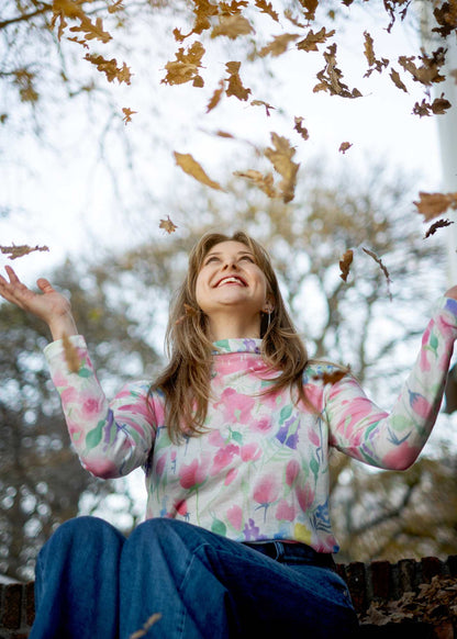 100% Wool Turtle Neck Long Sleeve Sweater in Pink Garden