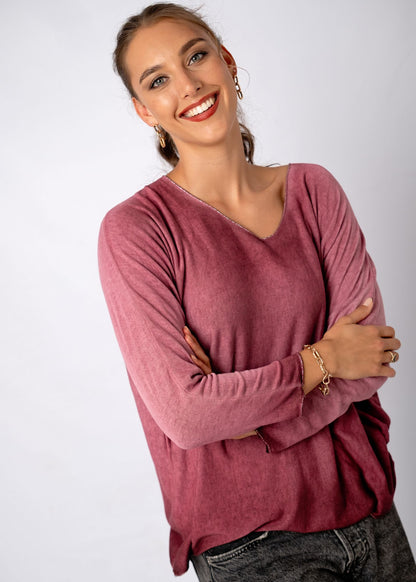 Silver Lining V-Neck Thin Knit Top in Maroon
