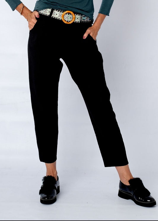 Venetian Cropped Pants in Black
