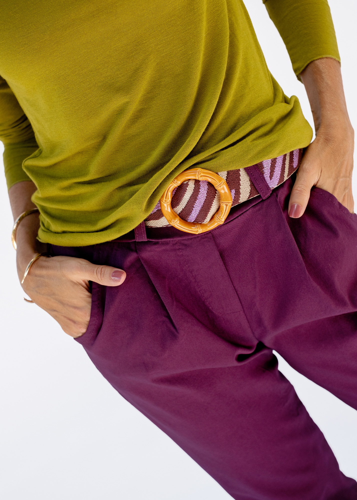 Venetian Cropped Pants in Maroon