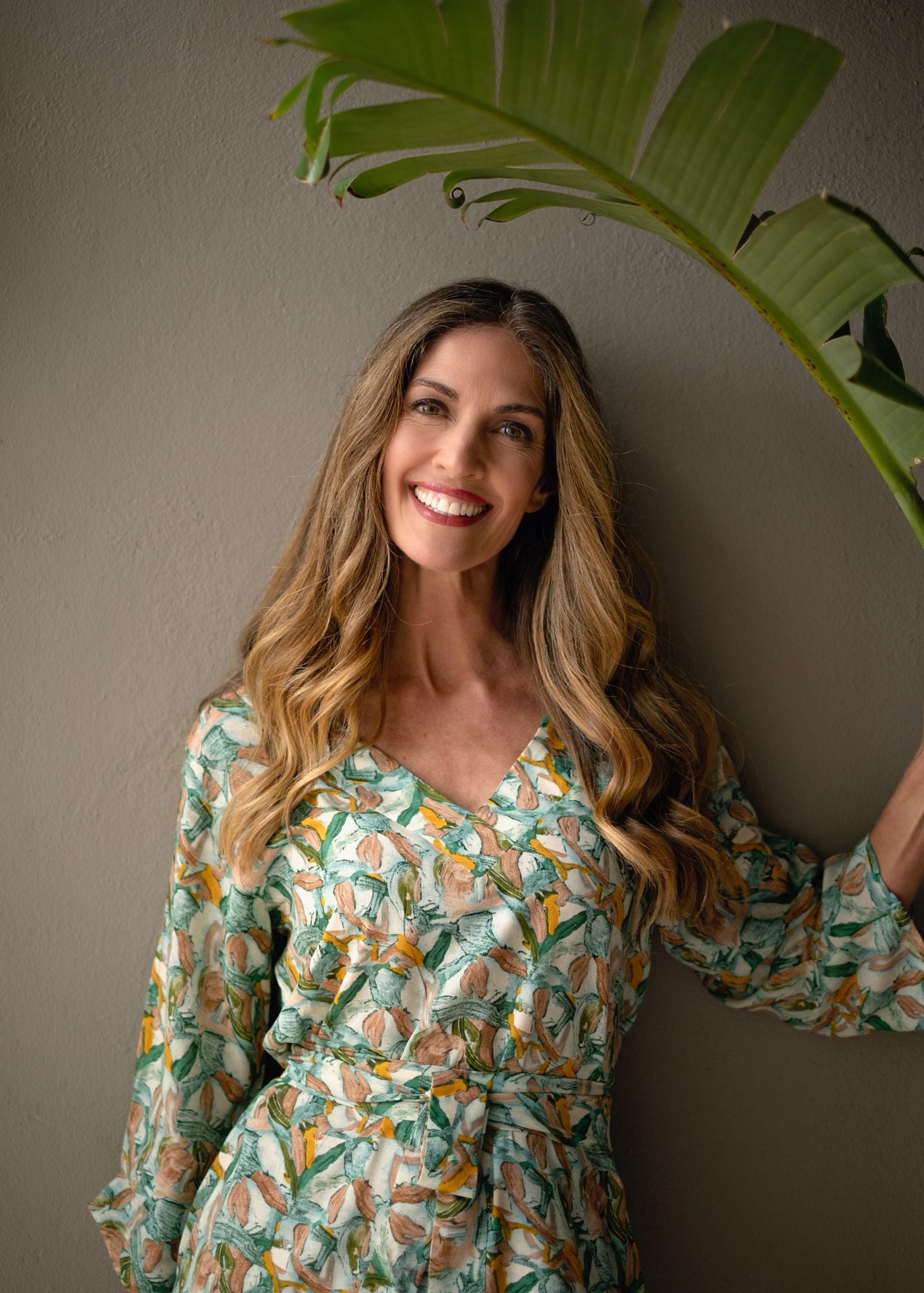 Gloria Dress with Tucked Sleeve Detail in Green Paintbrush