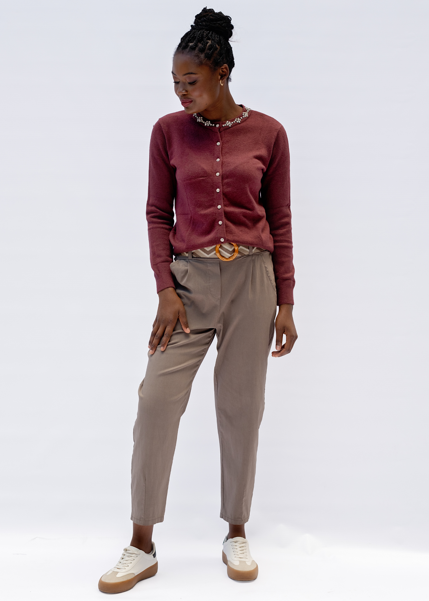 The Queen Anne Cardigan - Maroon