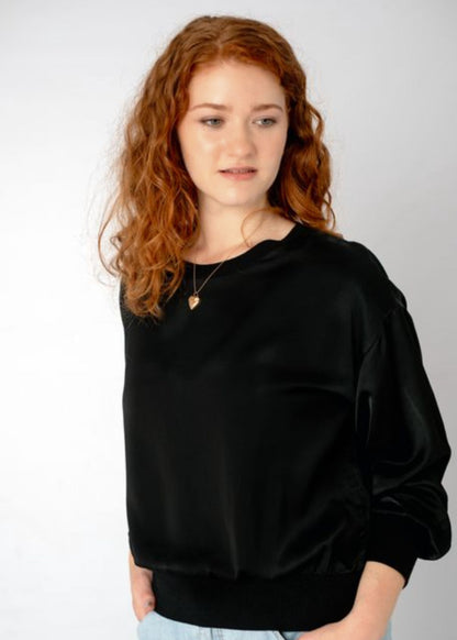 Lila Crew Top Long in Midnight