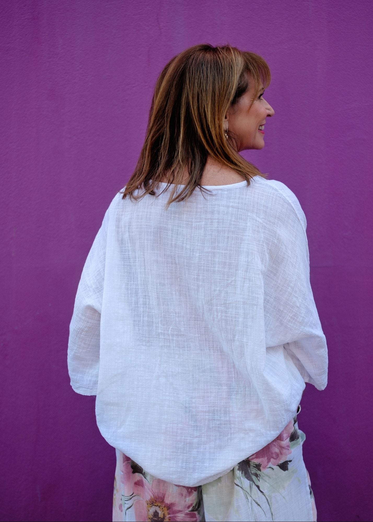 Lino 100% Linen Round Neck Blouse in White