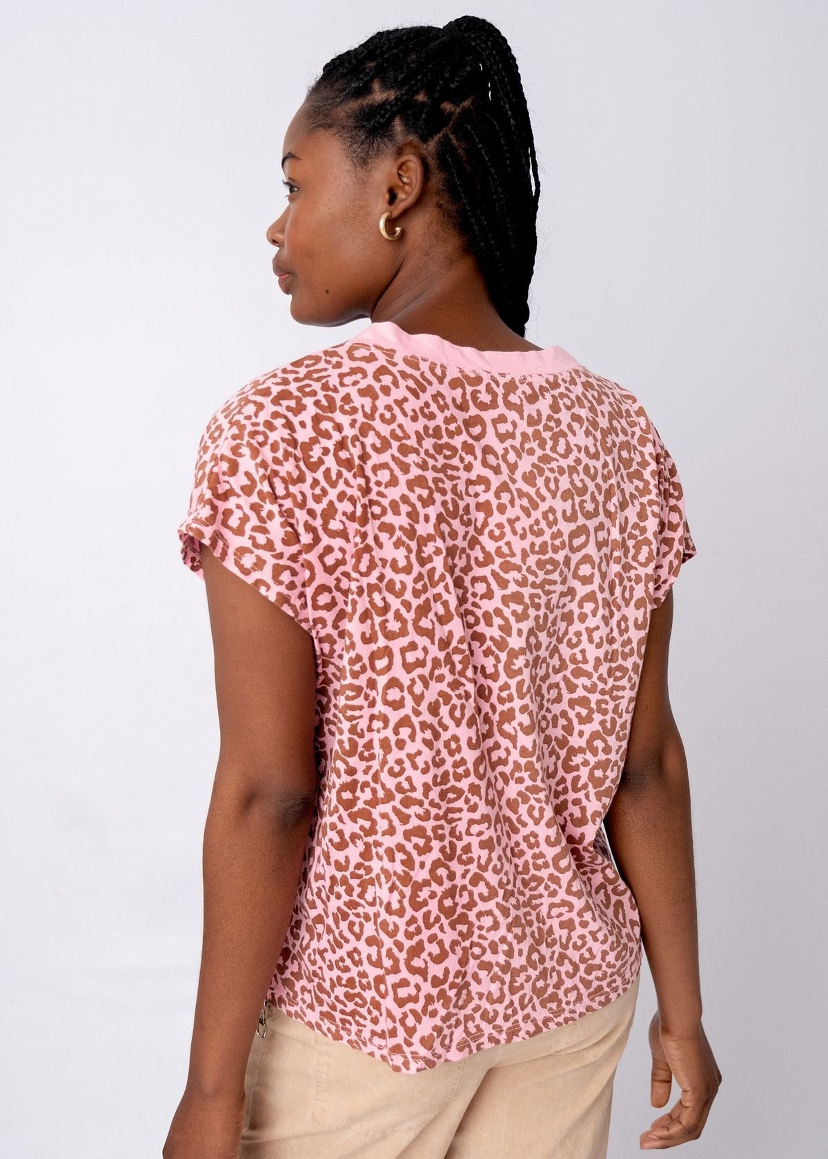 Lola V-Neck Shirt in Pink and Taupe Safari