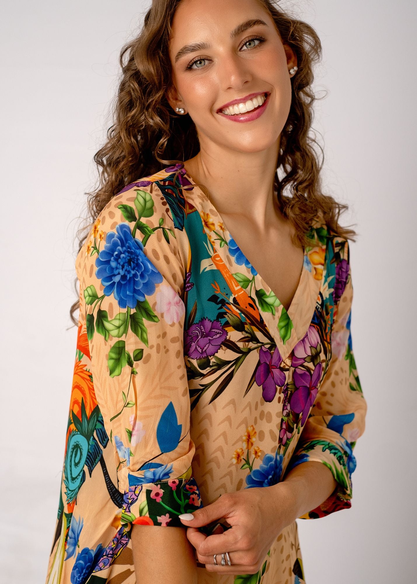 Gloria Dress with Tucked Sleeve Detail in Forest Vine