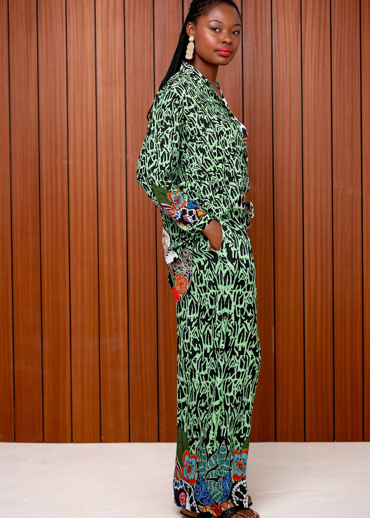 Unice Pants Suit in Burst of Colour Explosion