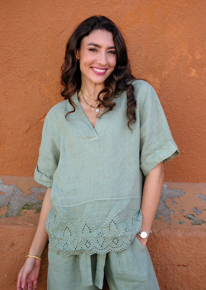 Lino 100% Linen V-Neck Blouse in Rich Olive Broderie