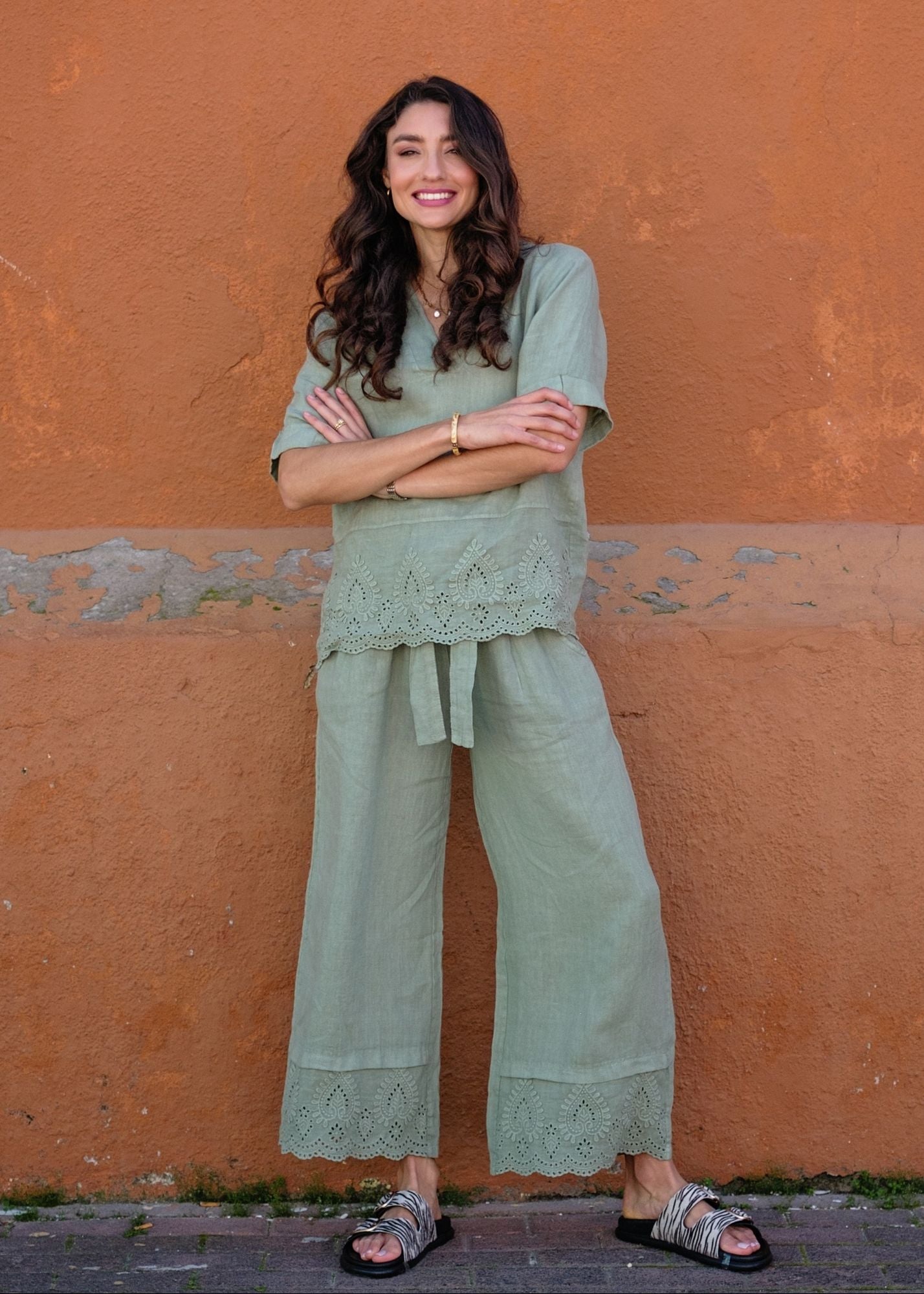 Lino 100% Linen Pants in Rich Olive Broderie