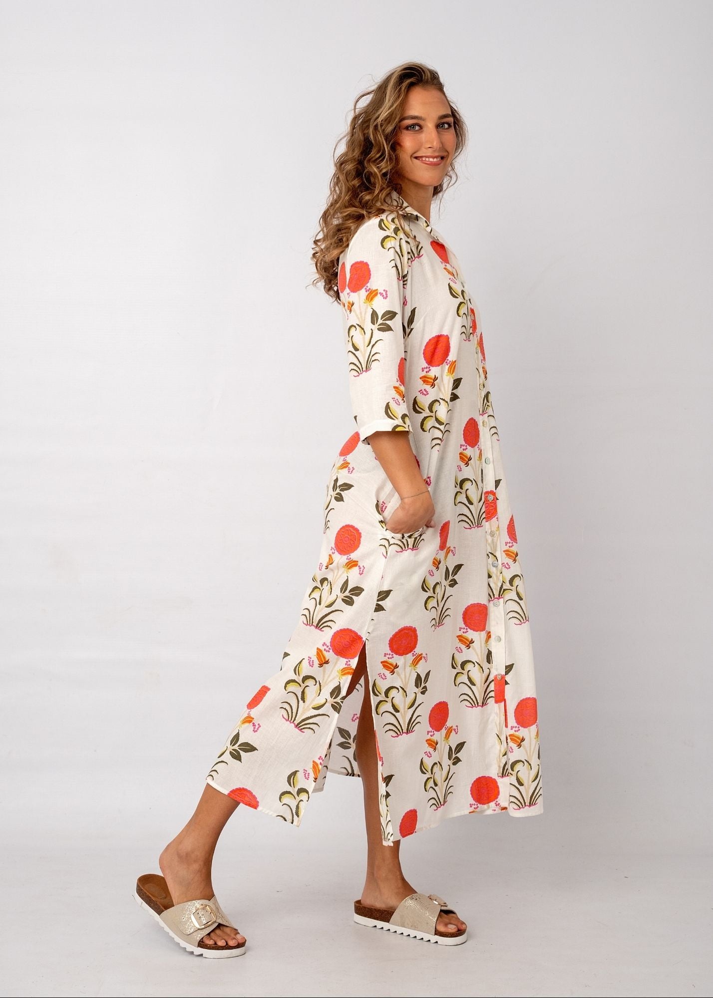 Betty Button in Wild Honey Oasis