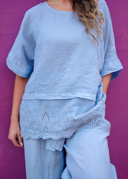 Lino 100% Linen V-Neck Blouse in Ice Blue Broderie