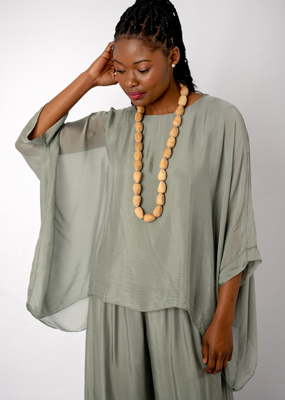 Sophia 100% Silk Flow Top in Olive