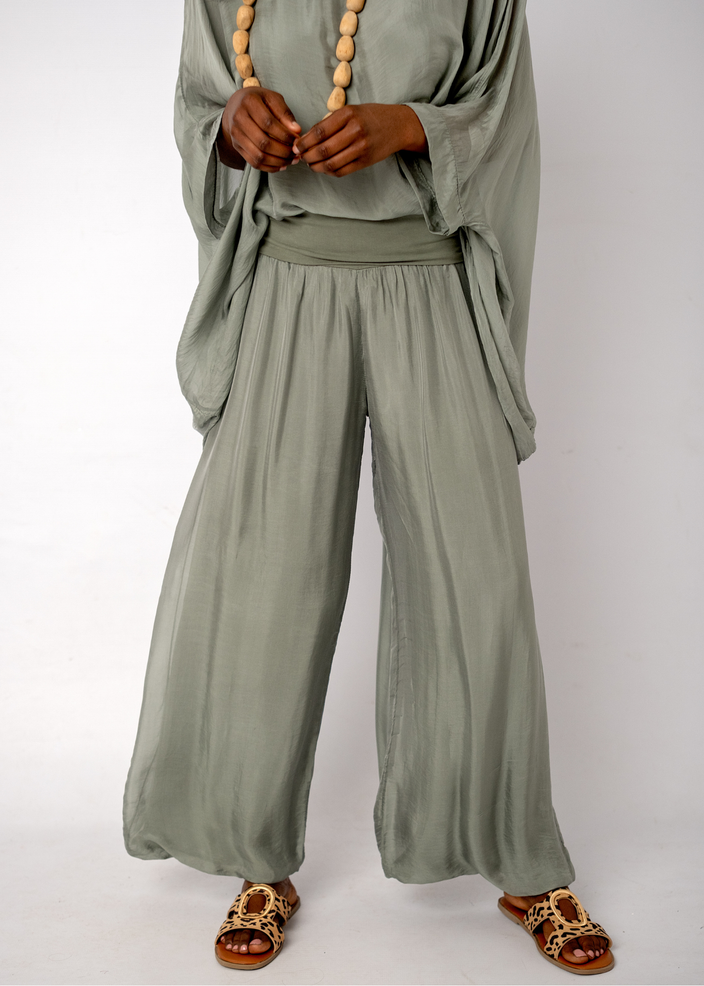 Sophia 100% Silk Flow Pants in Olive