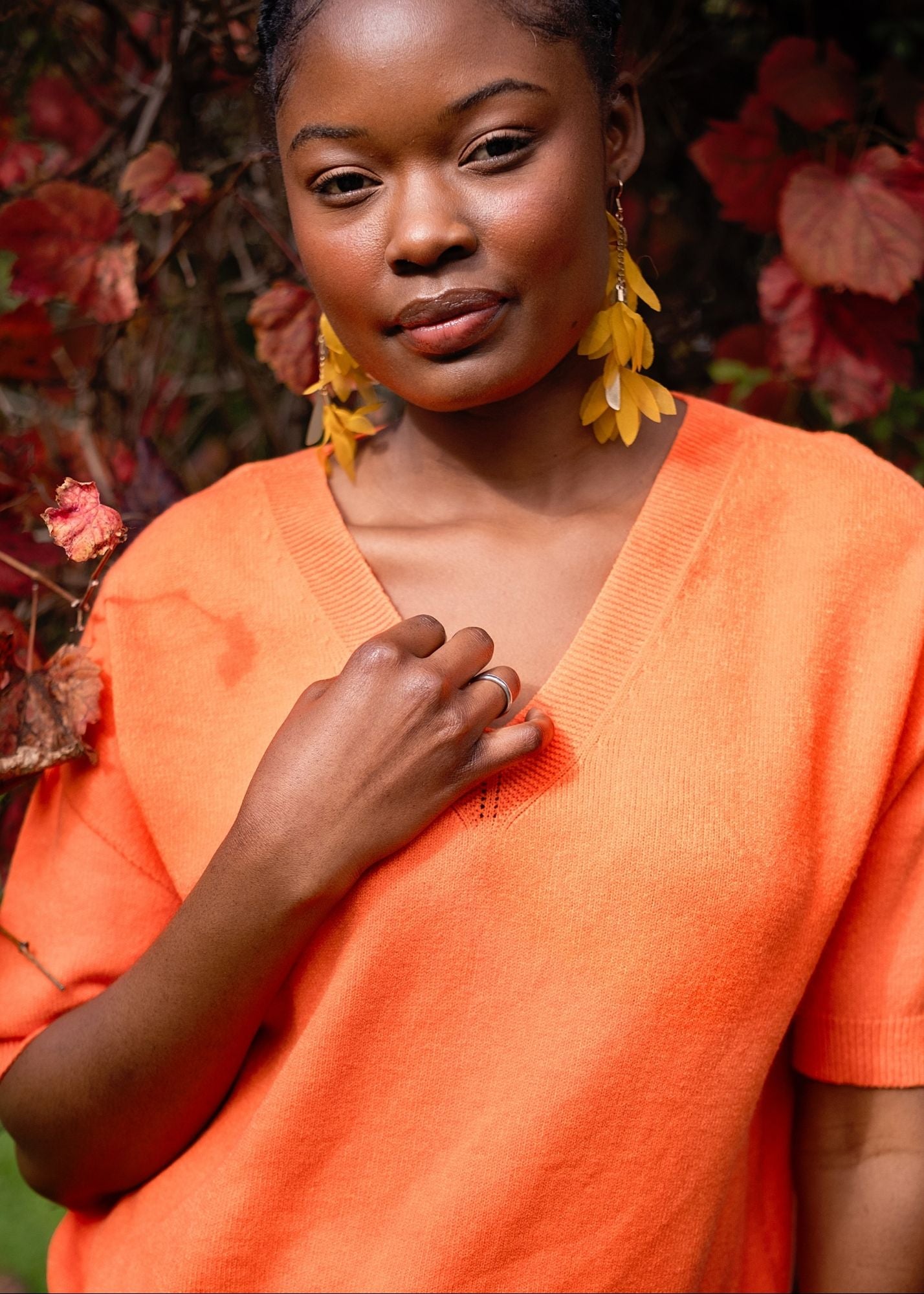 Urban Cozi V-Neck Short Sleeve Knit Top in Orange