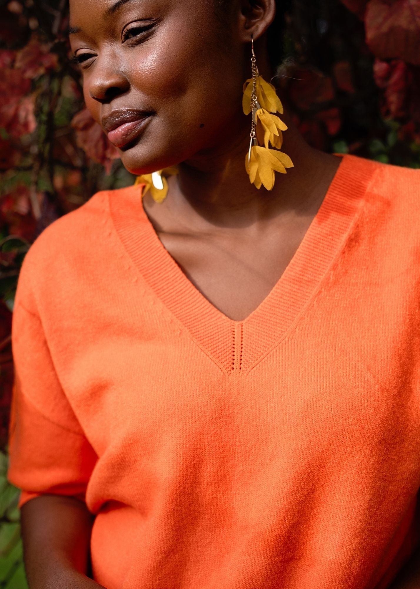 Urban Cozi V-Neck Short Sleeve Knit Top in Orange – Iconic Designs