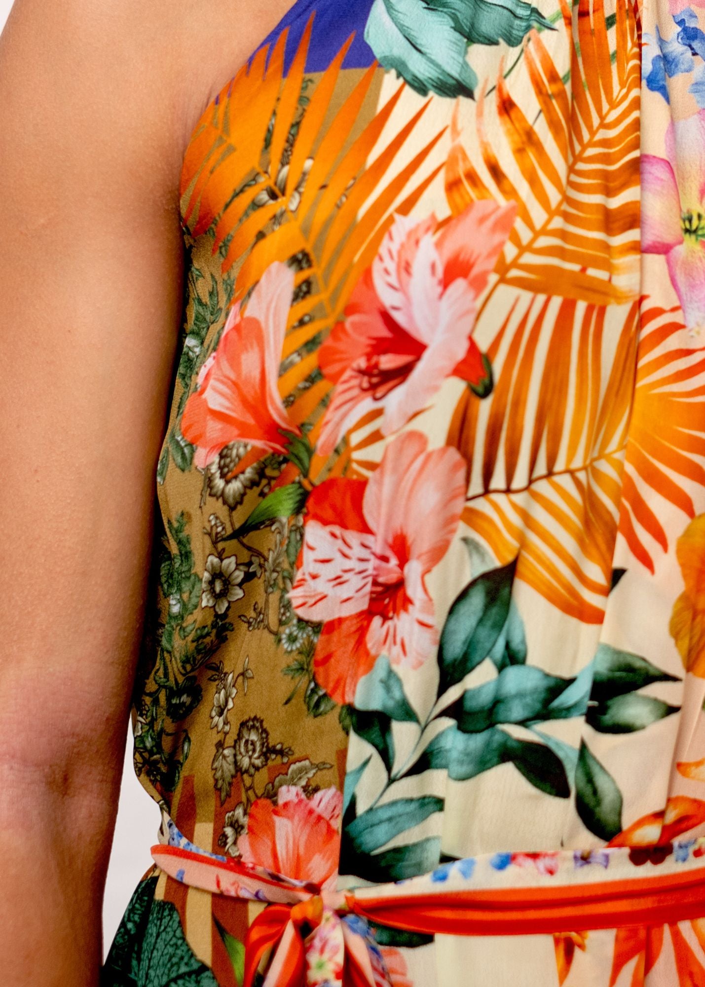 Brooke Dress in Peach Hibiscus