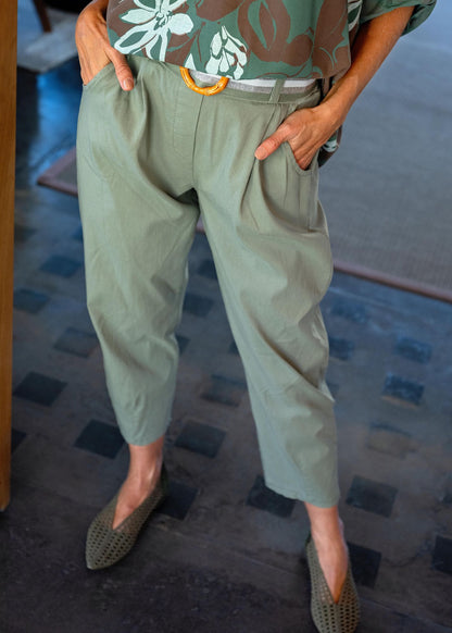 Venetian Cropped Pants in Saggia