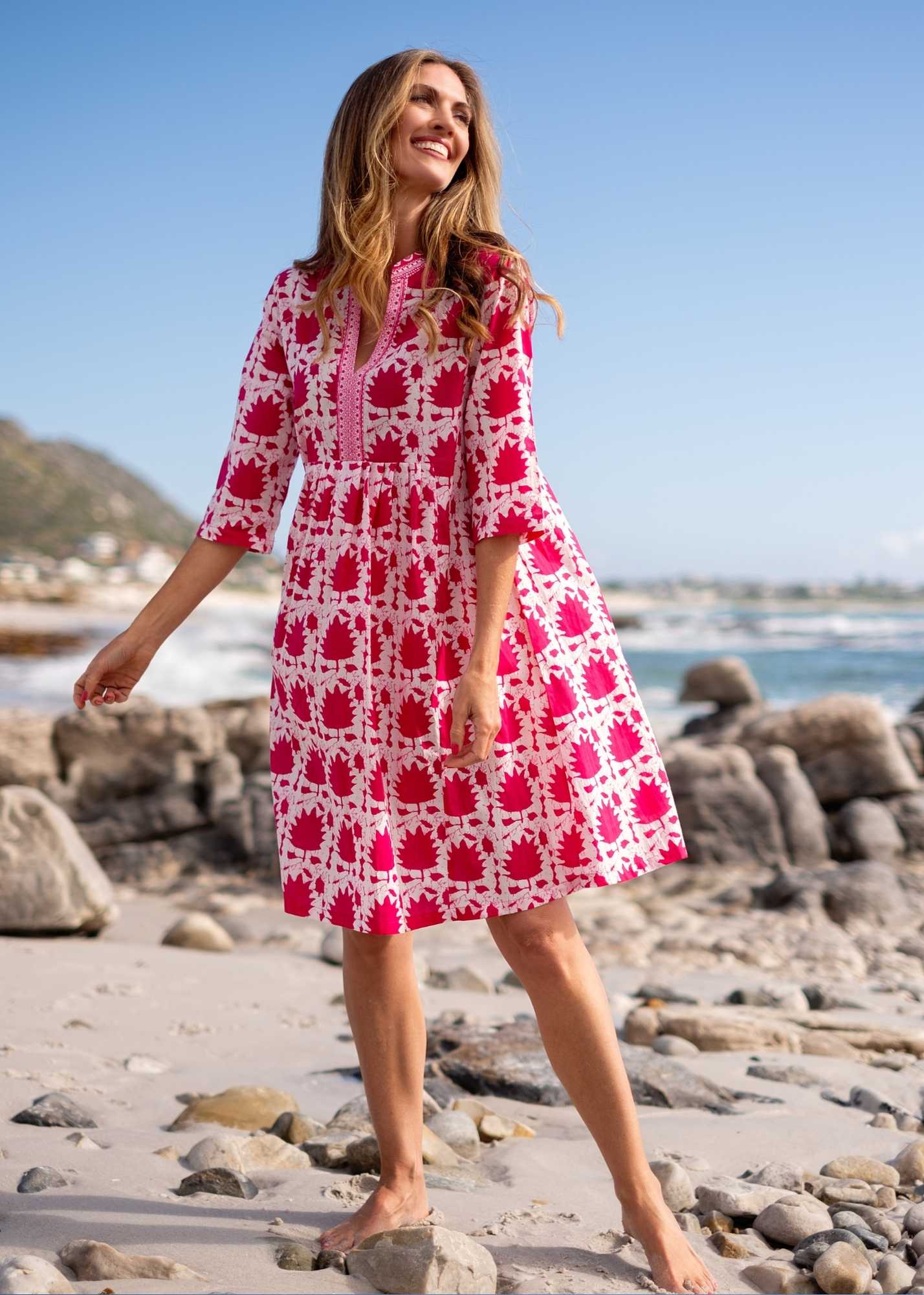 Lee-Ann pleated dress Short, Pink and White Ikat