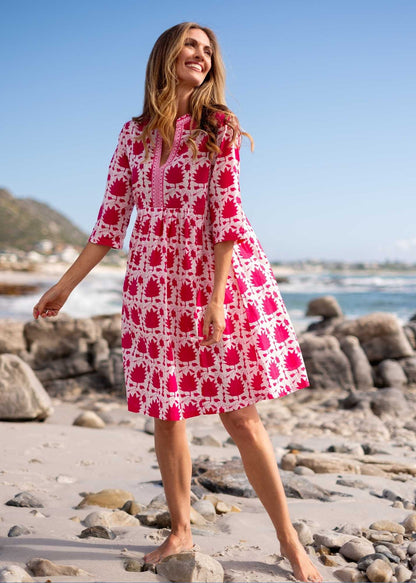 Lee-Ann pleated dress Short, Pink and White Ikat