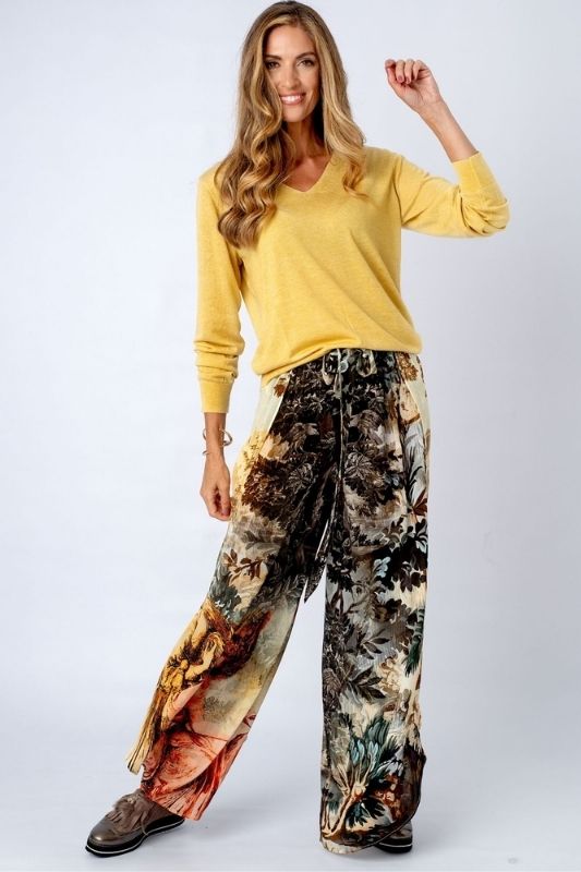 Clio Pants in Casablanca