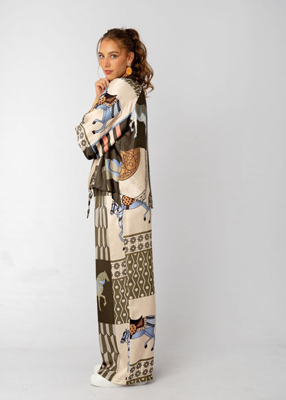 Bougiee Lounge Blouse in Bellicina
