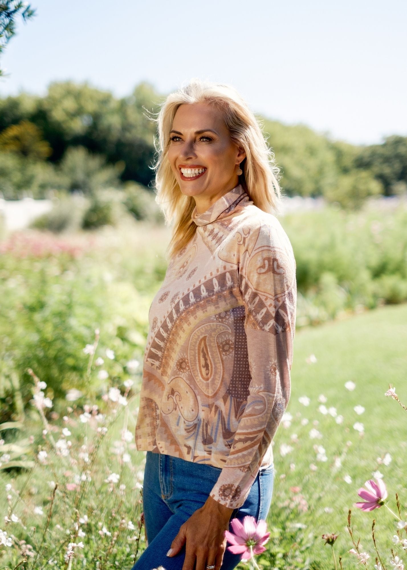 100% Wool Turtle Neck Long Sleeve Sweater in Taupe Paisley