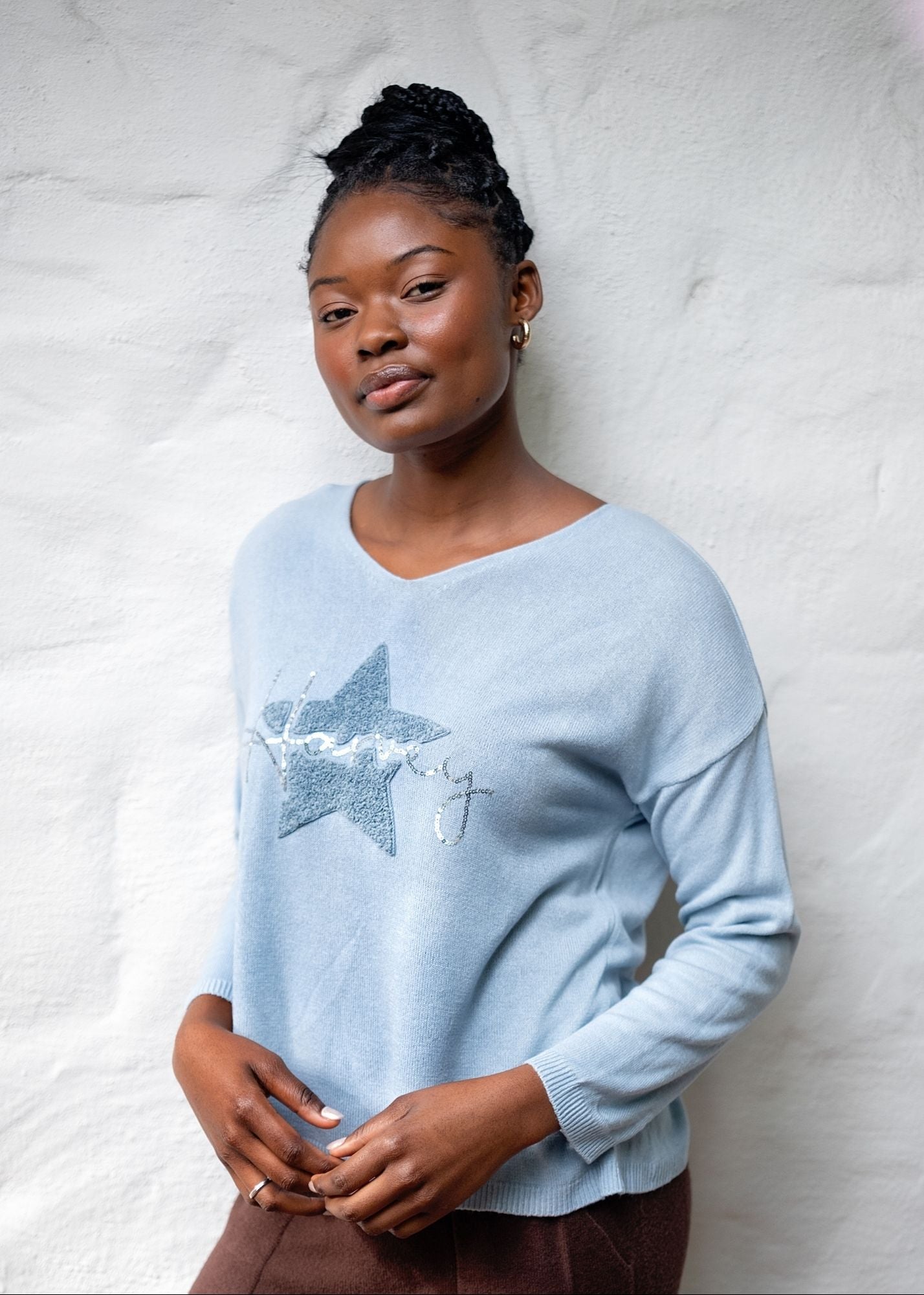 Honey Star Embellished V-Neck Knitted Top – Sky Blue