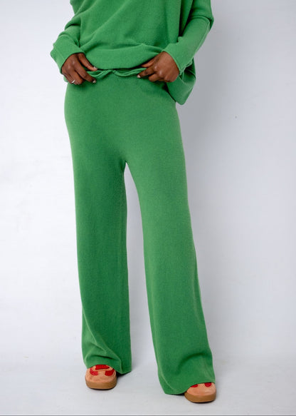 Urban Cozi Knit Pants in Lush Green
