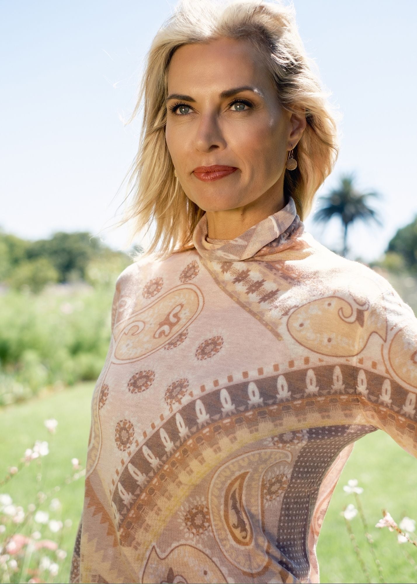 100% Wool Turtle Neck Long Sleeve Sweater in Taupe Paisley