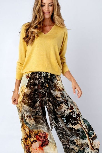 Clio Pants in Casablanca