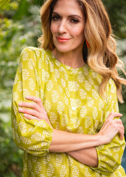 Lauren Comfy in Chatreuse & white fern