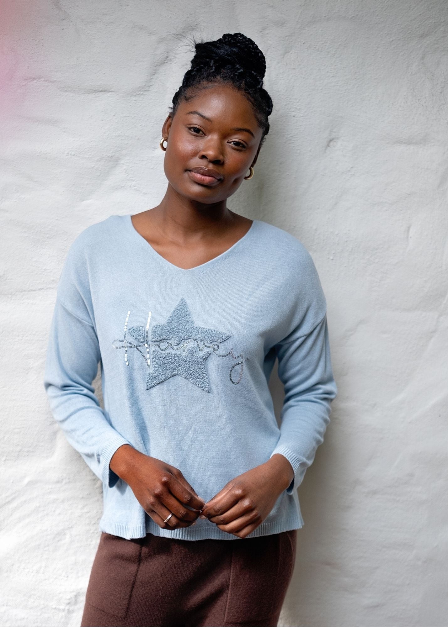 Honey Star Embellished V-Neck Knitted Top – Sky Blue