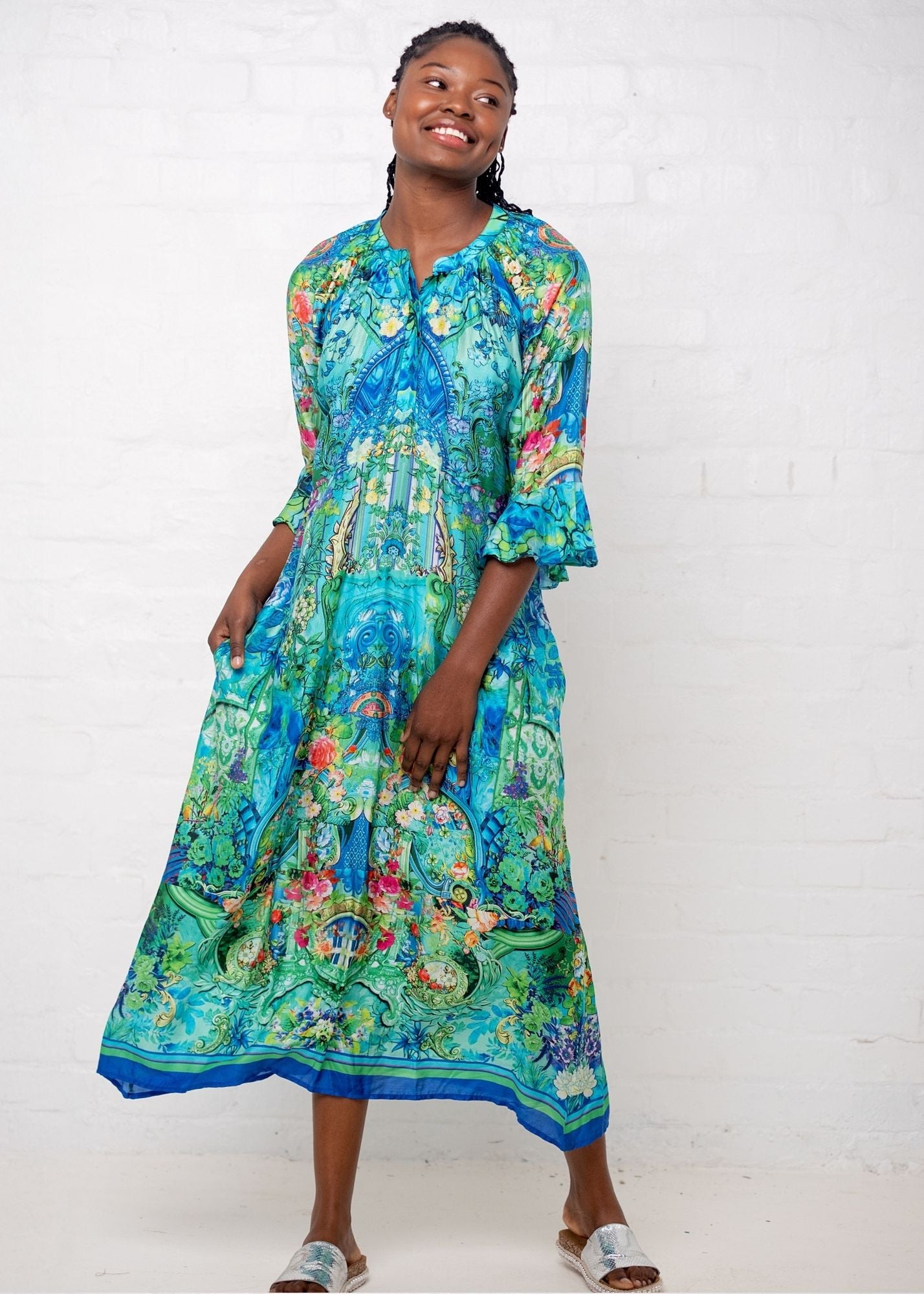 Jubilee Dress in Turquoise Crown Prnt
