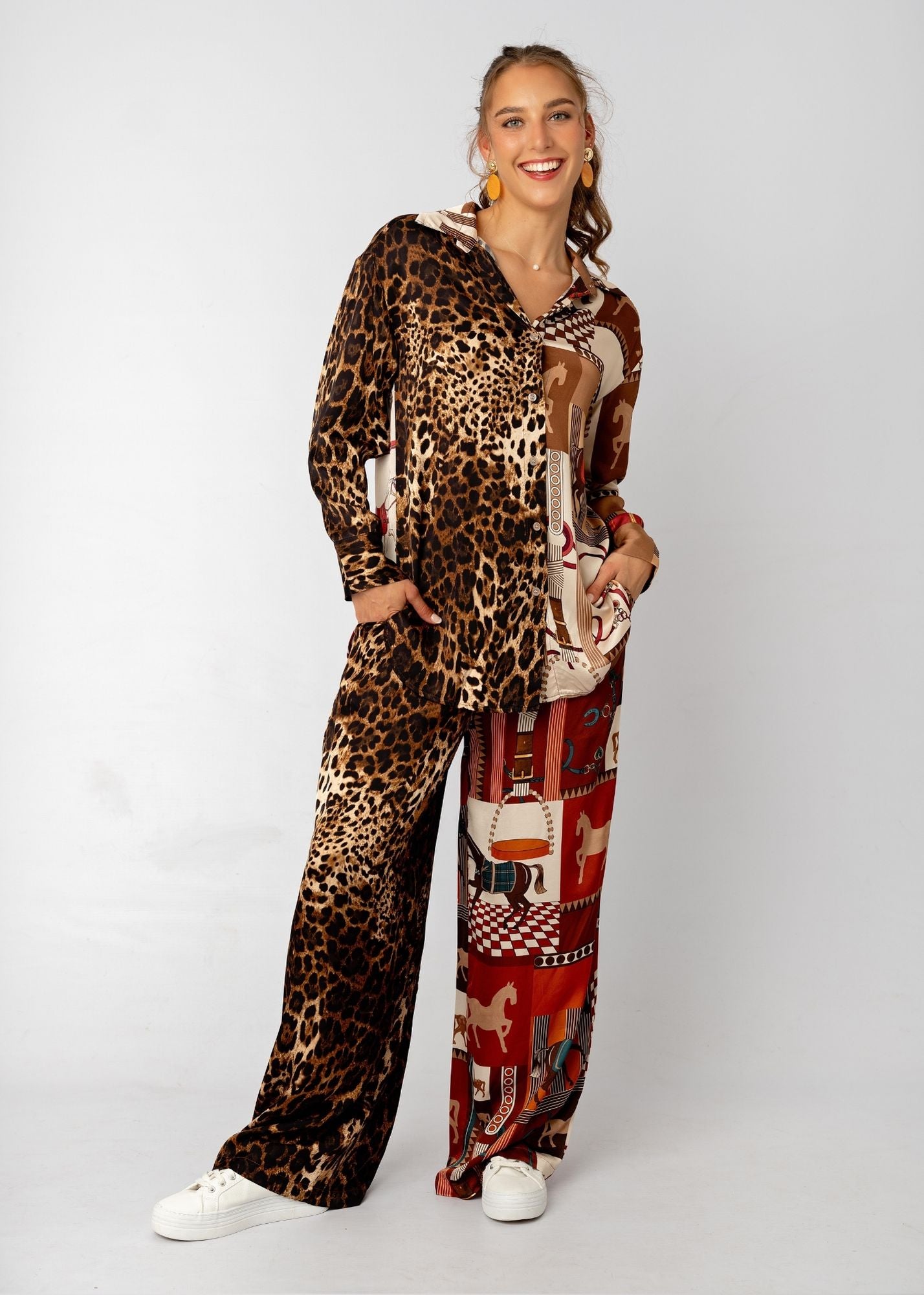 Bougiee Lounge Blouse  in Audacia