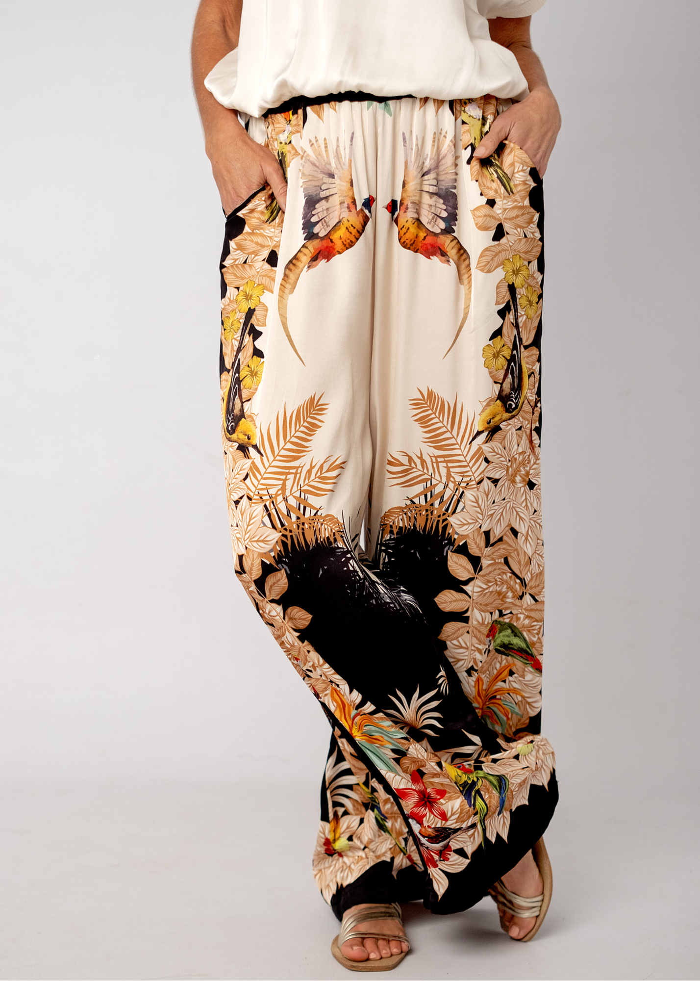 Lila Viscose Silk Blend Pants in Black Paradise