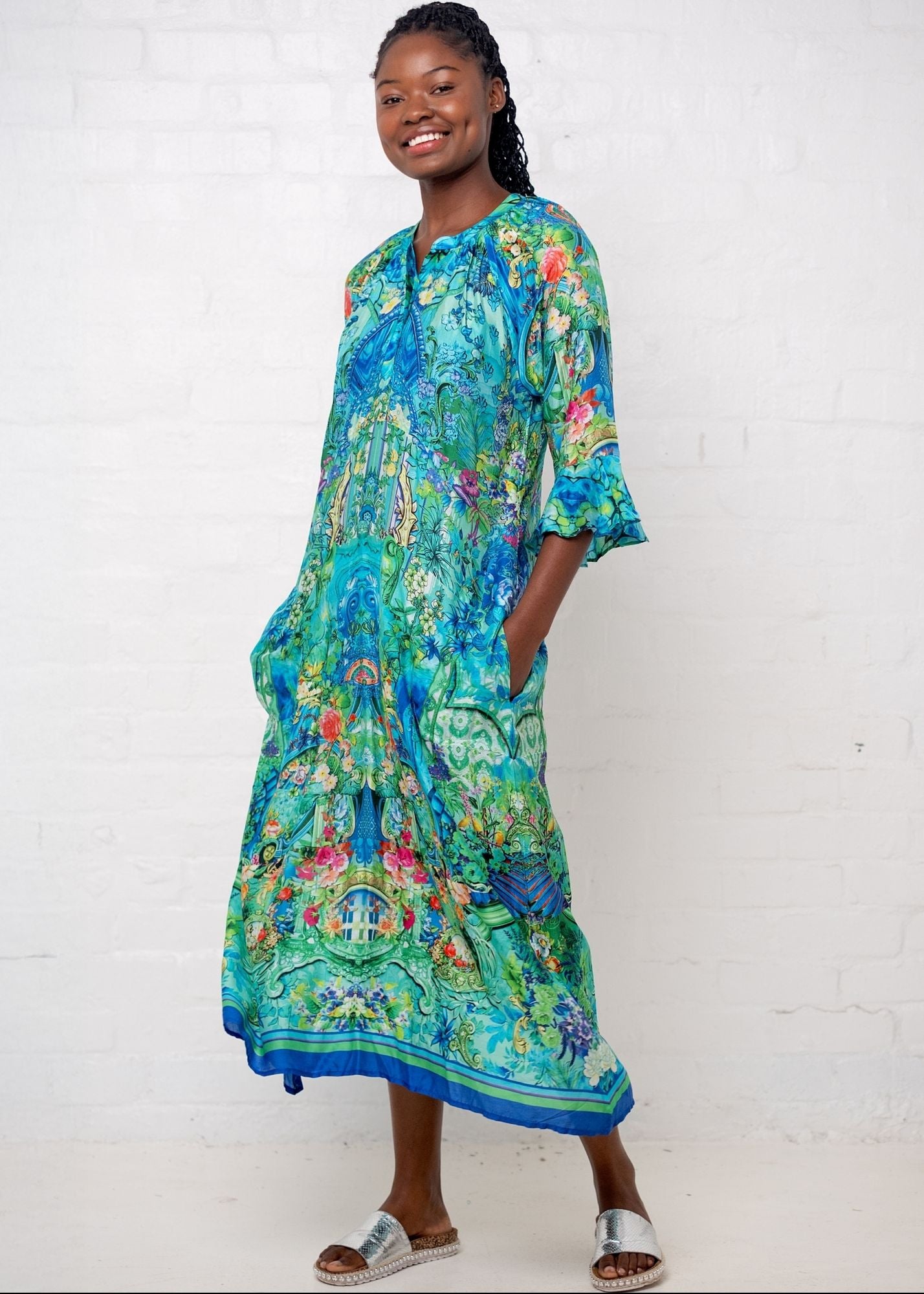 Jubilee Dress in Turquoise Crown Prnt