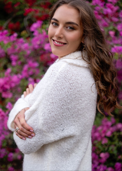 Chunky Knit with Collar in Milky White