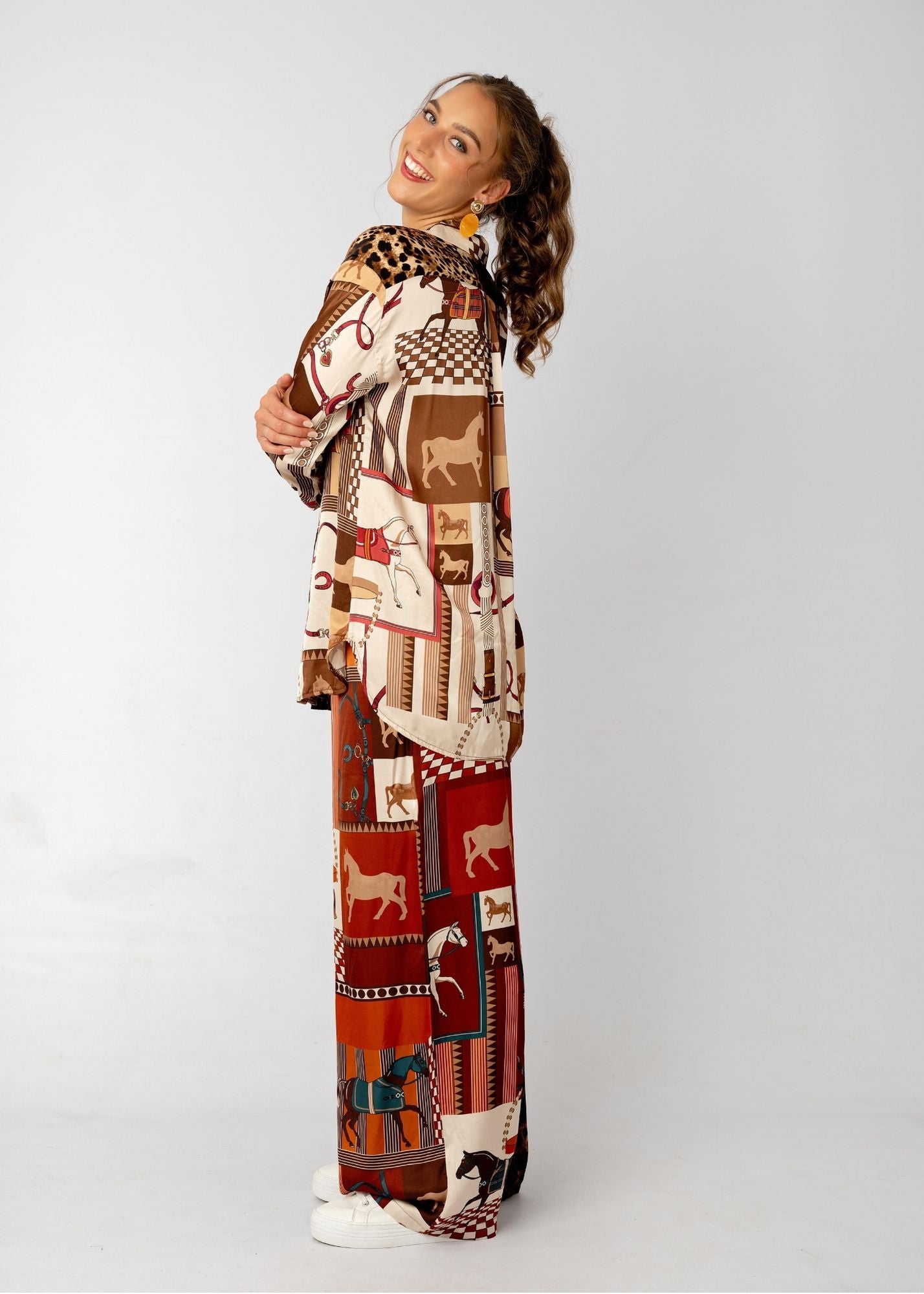 Bougiee Lounge Blouse  in Audacia