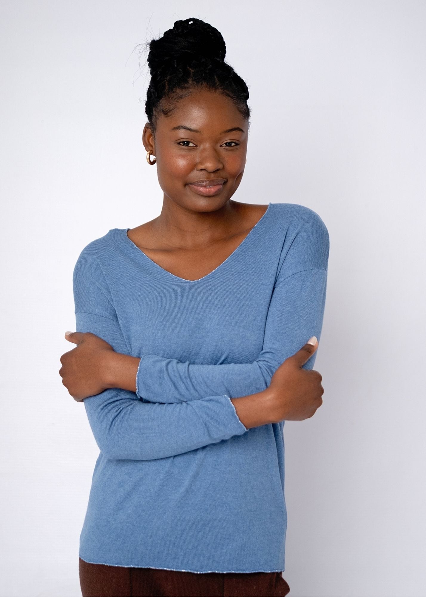 Silver Lining V-Neck Winter Weight Knit Jumper in Denim Blue