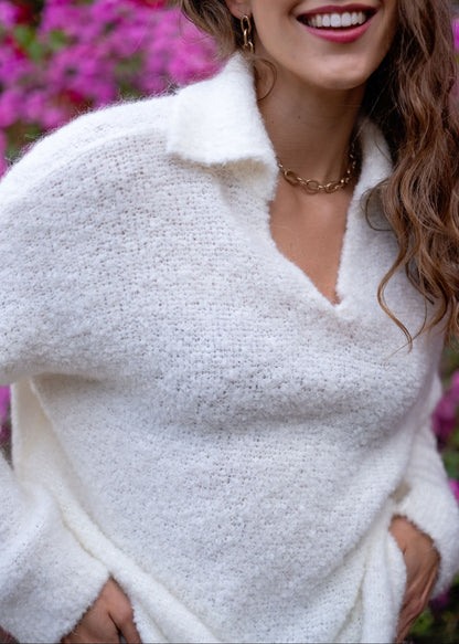 Chunky Knit with Collar in Milky White
