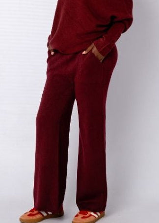 Urban Cozi Knit Pants in Maroon