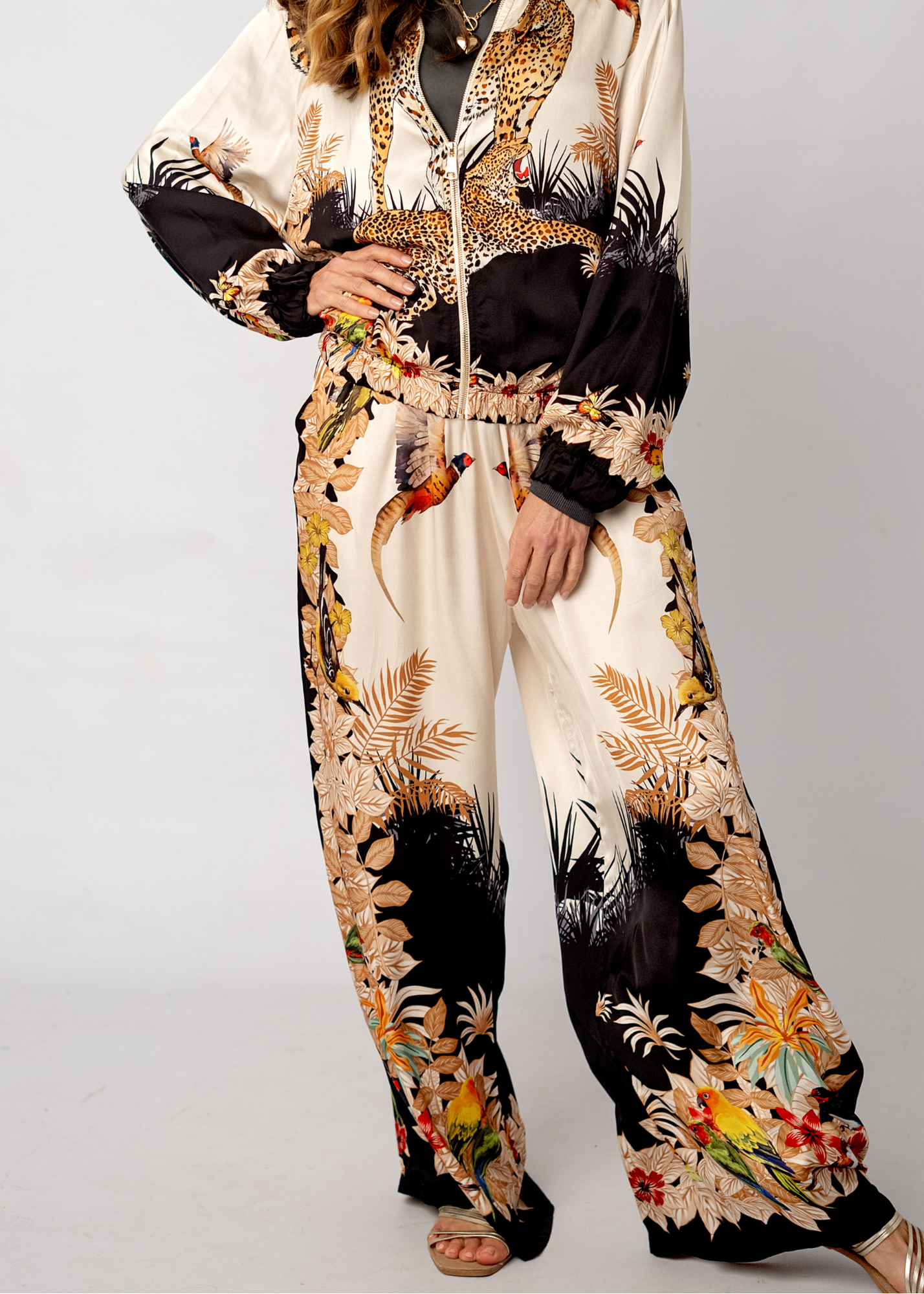 Lila  Bomber Jacket in Viscose Silk Blend in Black Le Paradise Road