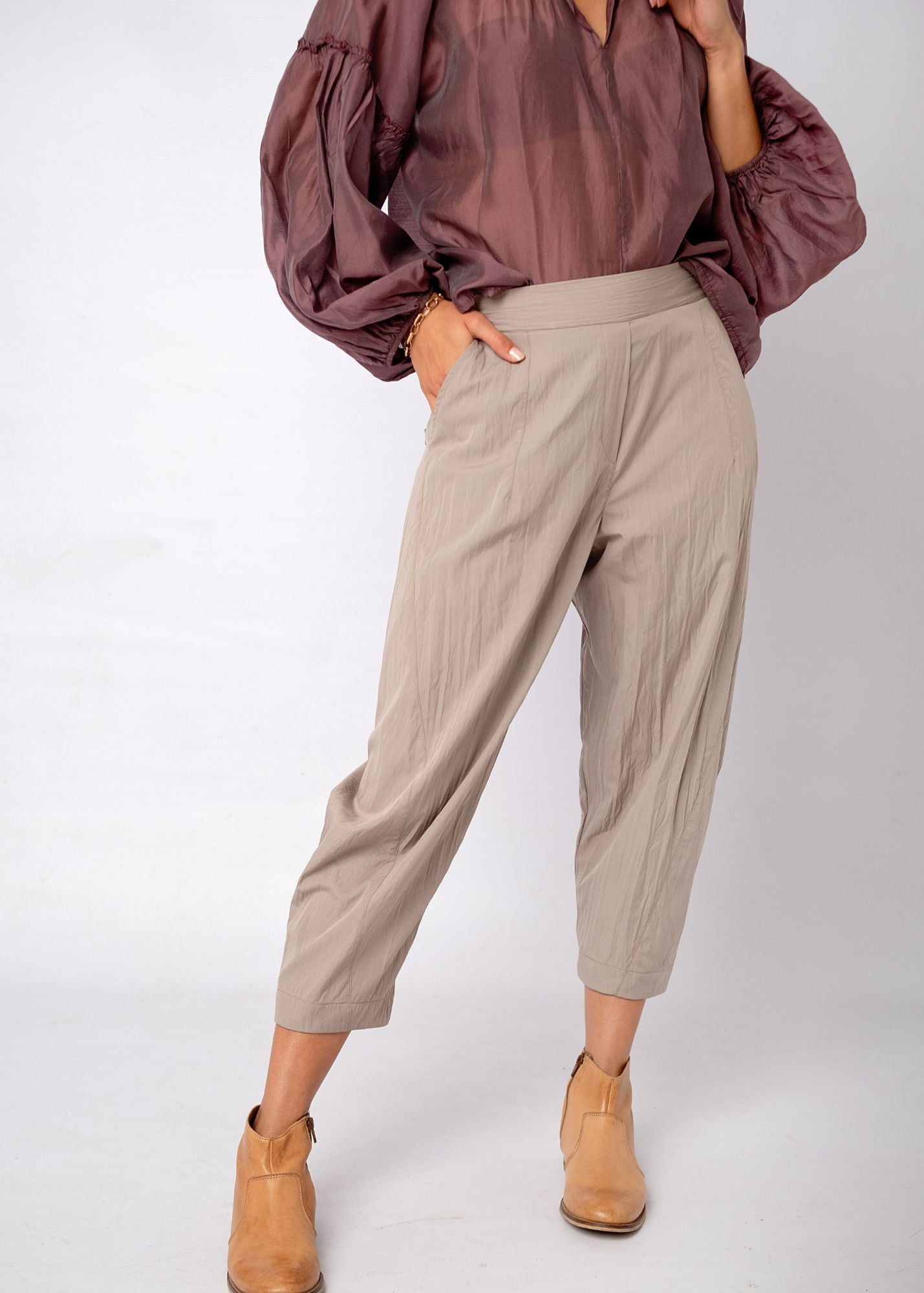 Swann Blouse with Frill  in Bordeaux