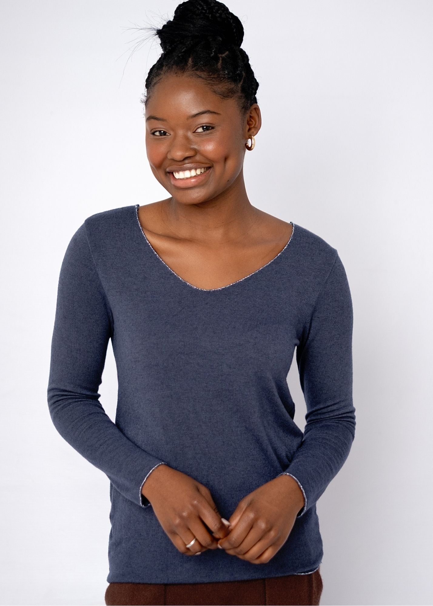 Silver Lining V-Neck Winter Weight Knit Jumper in Dark Blue
